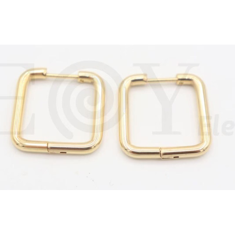 Pendiente de aro cuadrado