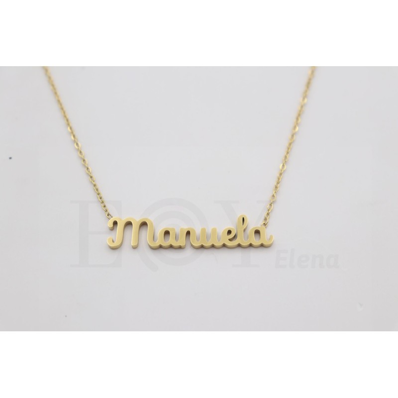 Collar con nombre "Manuela"