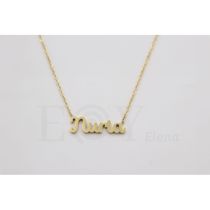 Collar con nombre "Nuria"