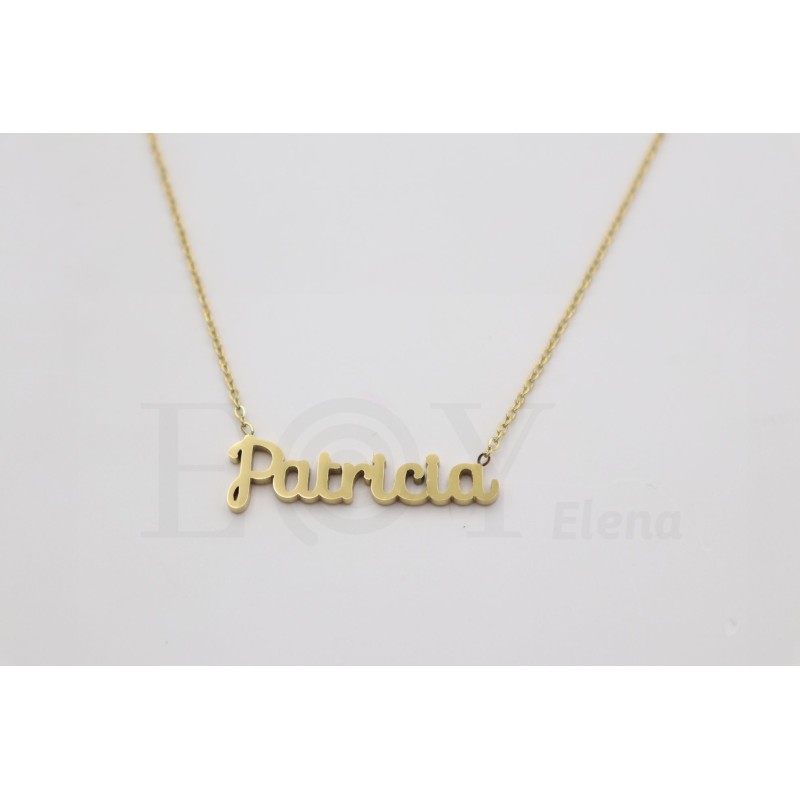 Collar con nombre "Patricia"