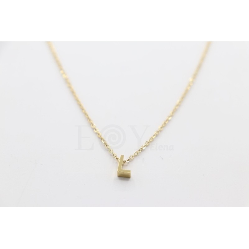 Collar de letra L